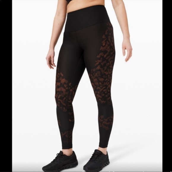 Lululemon Mapped Out High rise camo tights - Picture 3 of 10